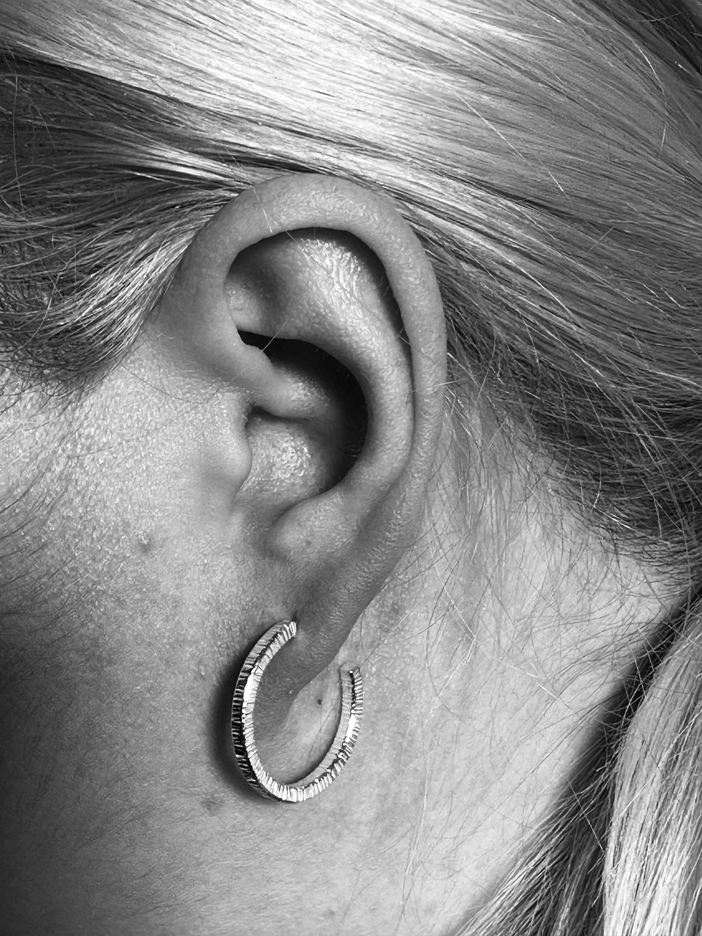 Line Textured Hoop Earrings